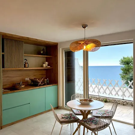Almare Terraces Seafront Residences بيت للعطل