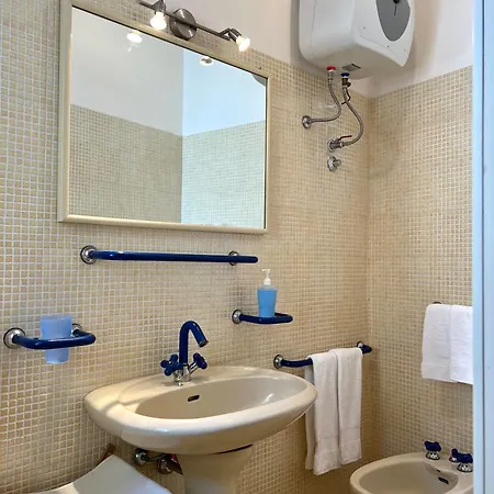 بيت للعطل Almare Terraces Seafront Residences