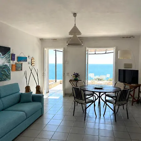 بيت للعطل Almare Terraces Seafront Residences